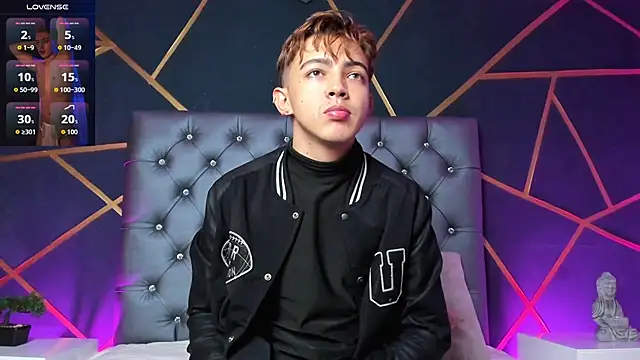 Snapshot of Lian_Miller1_ chatting on 13, 11, 2025 Lian Miller1 online show from 13, 11, 2025