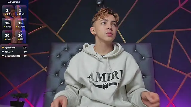 Snapshot of Lian_Miller1_ chatting on 14, 11, 2025 Lian Miller1 online show from 14, 11, 2025