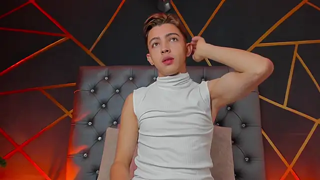 Snapshot of Lian_Miller1_ chatting on 15, 11, 2025 Lian Miller1 online show from 15, 11, 2025