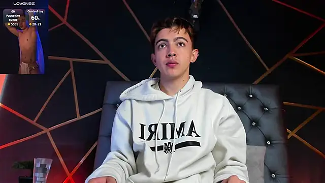 Snapshot of Lian_Miller1_ chatting on 1, 12, 2025 Lian Miller1 online show from 1, 12, 2025