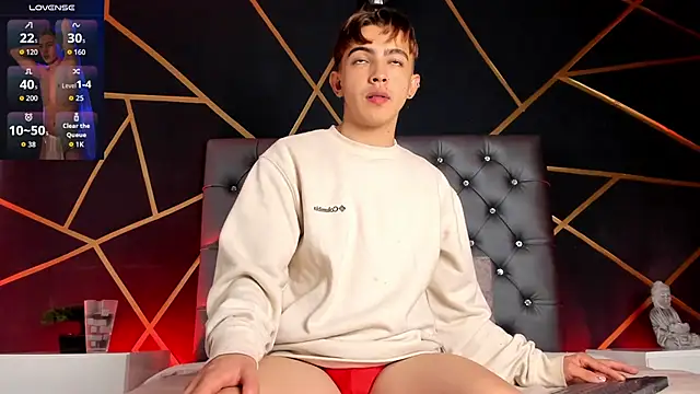 Snapshot of Lian_Miller1_ chatting on 5, 12, 2025 Lian Miller1 online show from 5, 12, 2025