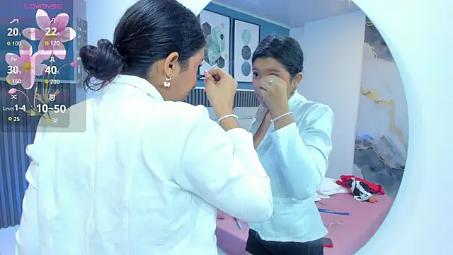 liz  cute online show from 18, 12, 2025