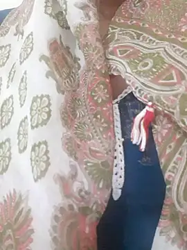 Snapshot of Meenu_rani6 chatting on 14, 4, 2026 Meenu rani6 online show from 14, 4, 2026