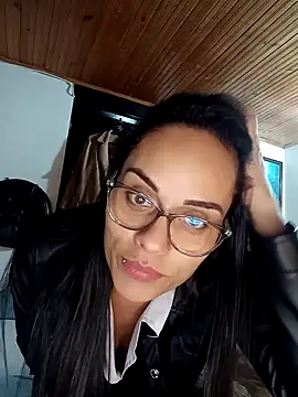 Snapshot of QueenBDSM chatting on 22, 10, 2025 QueenBDSM online show from 22, 10, 2025