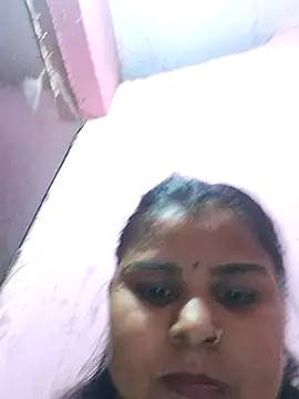 Snapshot of Mamta-Thakur chatting on 25, 10, 2025 Mamta-Thakur online show from 25, 10, 2025