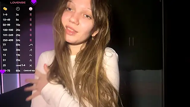 EmiIyKitty online show from 14, 2, 2026