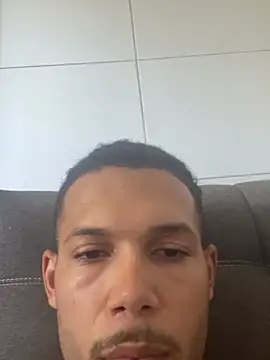 Snapshot of MCLZK chatting on 6, 3, 2026 MCLZK online show from 6, 3, 2026