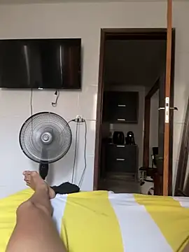 Snapshot of MCLZK chatting on 24, 3, 2026 MCLZK online show from 24, 3, 2026