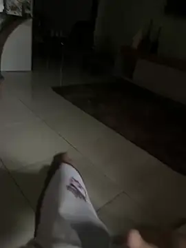 Snapshot of MCLZK chatting on 15, 4, 2026 MCLZK online show from 15, 4, 2026