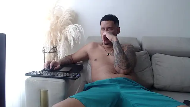 Adrew fox online show from 5, 12, 2025