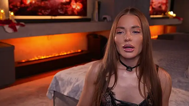 AlexisGraysX online show from 12, 11, 2025