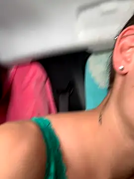 GoldenPussy1329 online show from 10, 10, 2025