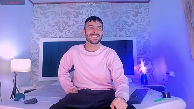 VynnyBlacke  online show from 14, 1, 2026