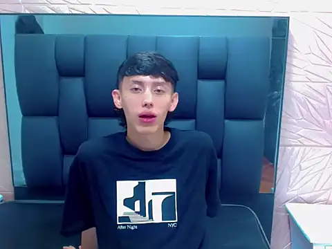 Snapshot of thaigo_twink38 chatting on 20, 12, 2025 thaigo twink38 online show from 20, 12, 2025