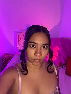 Snapshot of Sofi_Booty07 chatting on 20, 10, 2025 Sofi Booty07 online show from 20, 10, 2025