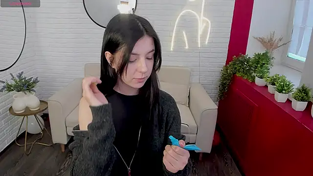 Snapshot of Azaliya_Haze chatting on 21, 2, 2026 Azaliya Haze online show from 21, 2, 2026