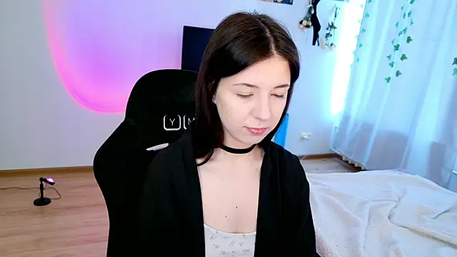 Snapshot of Azaliya_Haze chatting on 28, 3, 2026 Azaliya Haze online show from 28, 3, 2026