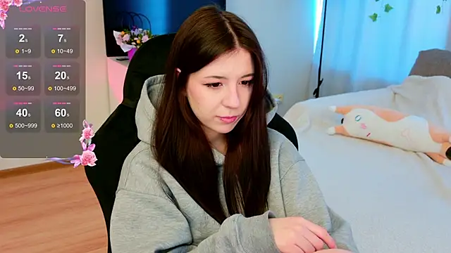 Snapshot of Azaliya_Haze chatting on 16, 4, 2026 Azaliya Haze online show from 16, 4, 2026