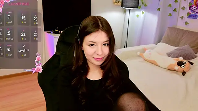 Snapshot of Azaliya_Haze chatting on 18, 4, 2026 Azaliya Haze online show from 18, 4, 2026