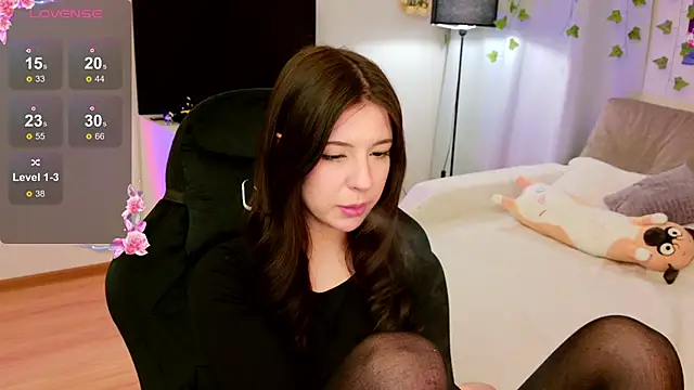 Snapshot of Azaliya_Haze chatting on 18, 4, 2026 Azaliya Haze online show from 18, 4, 2026