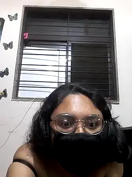 Snapshot of cherriesontop chatting on 4, 10, 2025 cherriesontop online show from 4, 10, 2025