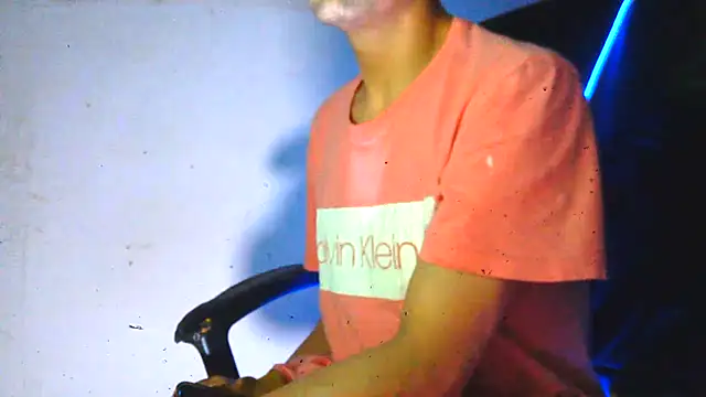 Snapshot of highinhtxx chatting on 18, 2, 2026 highinhtxx online show from 18, 2, 2026