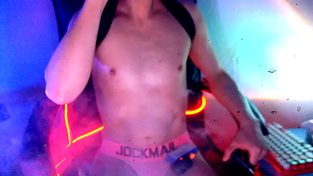 Snapshot of highinhtxx chatting on 6, 3, 2026 highinhtxx online show from 6, 3, 2026