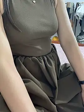 Snapshot of lee_ly chatting on 26, 10, 2025 lee ly online show from 26, 10, 2025