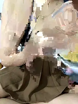 Snapshot of lee_ly chatting on 5, 11, 2025 lee ly online show from 5, 11, 2025