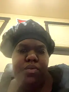 Snapshot of Angelslays chatting on 24, 10, 2025 Angelslays online show from 24, 10, 2025