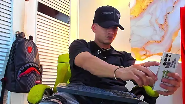 Snapshot of daniscot chatting on 29, 11, 2025 daniscot online show from 29, 11, 2025