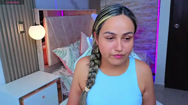 lila cute1 online show from 4, 11, 2025