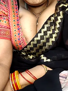 Snapshot of Hot__bhabhi_99 chatting on 16, 6, 2026 Hot bhabhi 99 online show from 16, 6, 2026