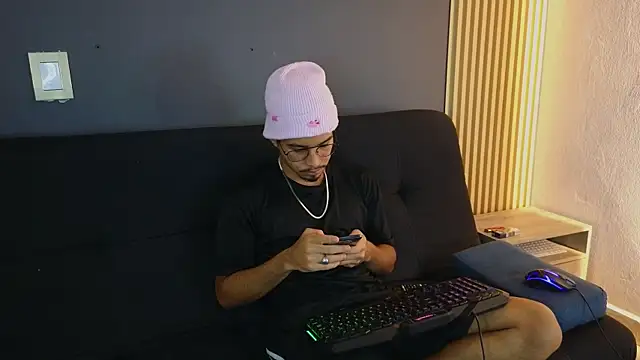 Jaybrown  1 online show from 17, 10, 2025