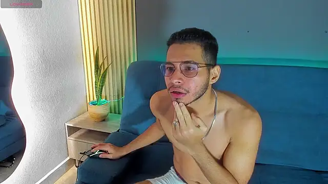 Jaybrown  1 online show from 15, 12, 2025