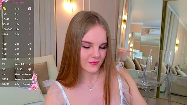 Lili Lohan online show from 14, 11, 2025