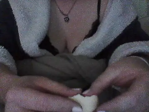 Snapshot of Rajl69x chatting on 4, 10, 2025 Rajl69x online show from 4, 10, 2025