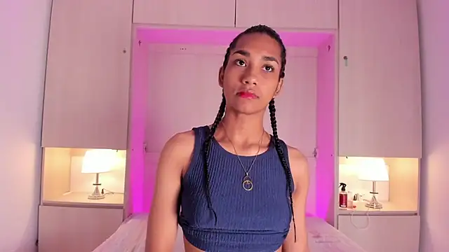 AnahiCollins online show from 7, 11, 2025