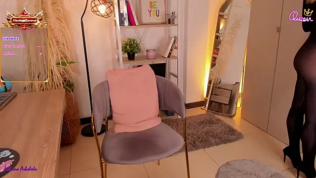 julianaarboleda online show from 12, 7, 2026