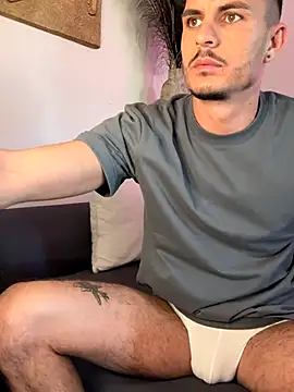 WildFlame2525 online show from 17, 11, 2025