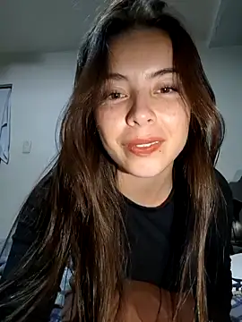 EmmaValencia  online show from 5, 11, 2025