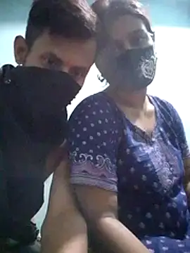 Snapshot of boni09 chatting on 7, 11, 2025 boni09 online show from 7, 11, 2025