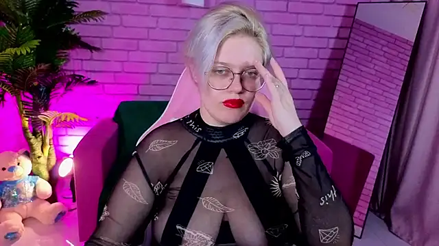 DominiqueSweetie online show from 18, 12, 2025