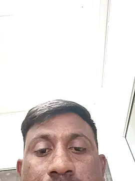 SlipperyRebound0 online show from 29, 10, 2025