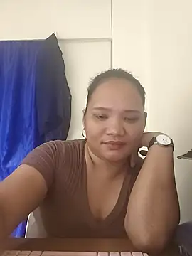 Snapshot of NestleGirl22 chatting on 31, 3, 2026 NestleGirl22 online show from 31, 3, 2026