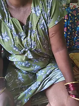 Snapshot of Tamilselviroja- chatting on 22, 6, 2026 Tamilselviroja- online show from 22, 6, 2026