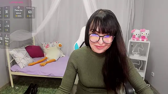 LindaRomero online show from 4, 11, 2025