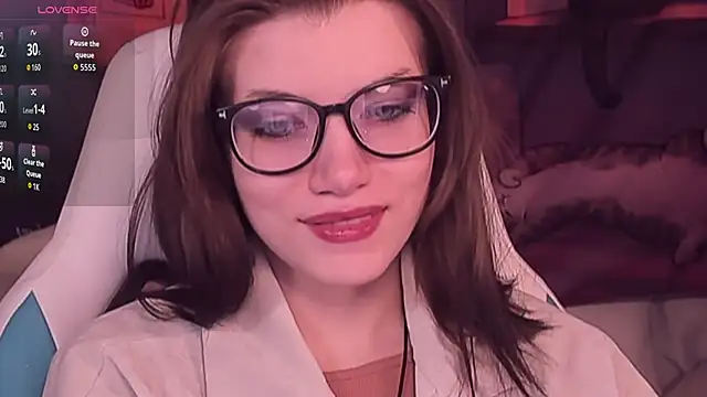Snapshot of CathyAdams chatting on 5, 3, 2026 CathyAdams online show from 5, 3, 2026