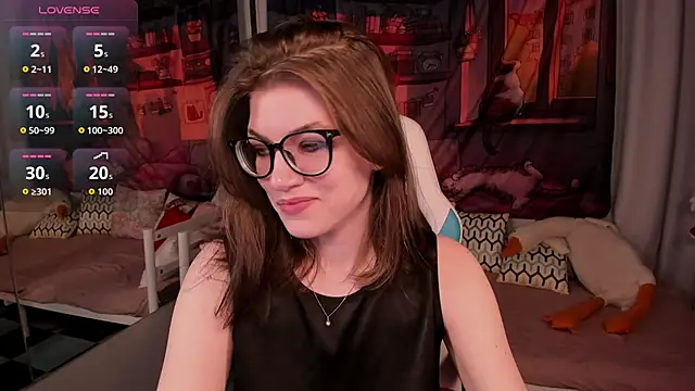 Snapshot of CathyAdams chatting on 8, 4, 2026 CathyAdams online show from 8, 4, 2026