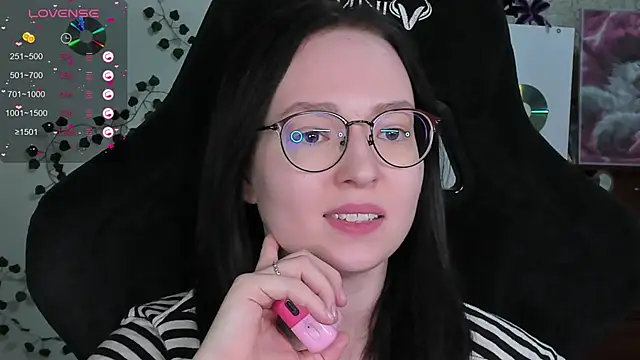 Snapshot of power_robynn chatting on 27, 2, 2026 power robynn online show from 27, 2, 2026